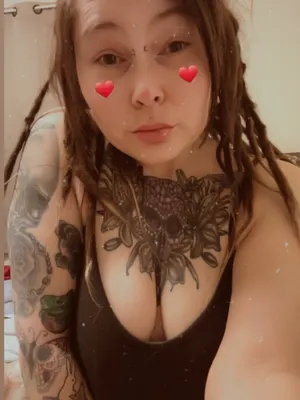 canadianganjaqueen OnlyFans