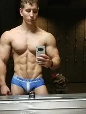 Hotmuscles6t9 OnlyFans