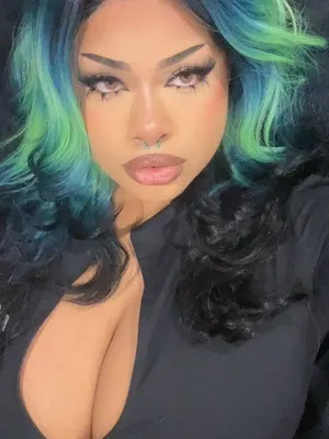 lia_bluemoon OnlyFans