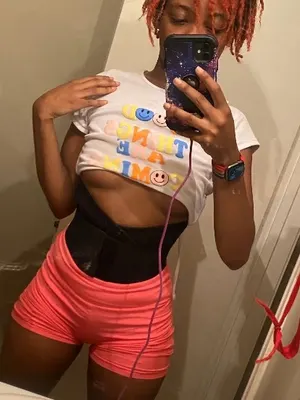 littlebitty28 OnlyFans
