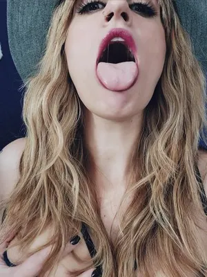 mistress_love23 OnlyFans