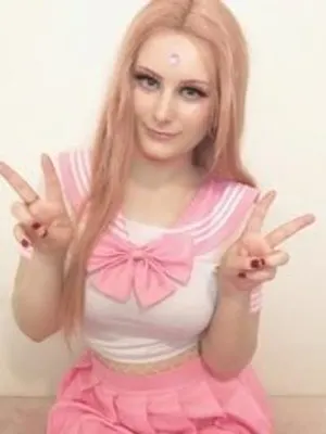 rosiesuccubus OnlyFans