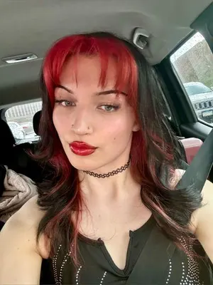 tsvalarierose OnlyFans