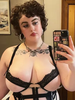 undress.temptress OnlyFans
